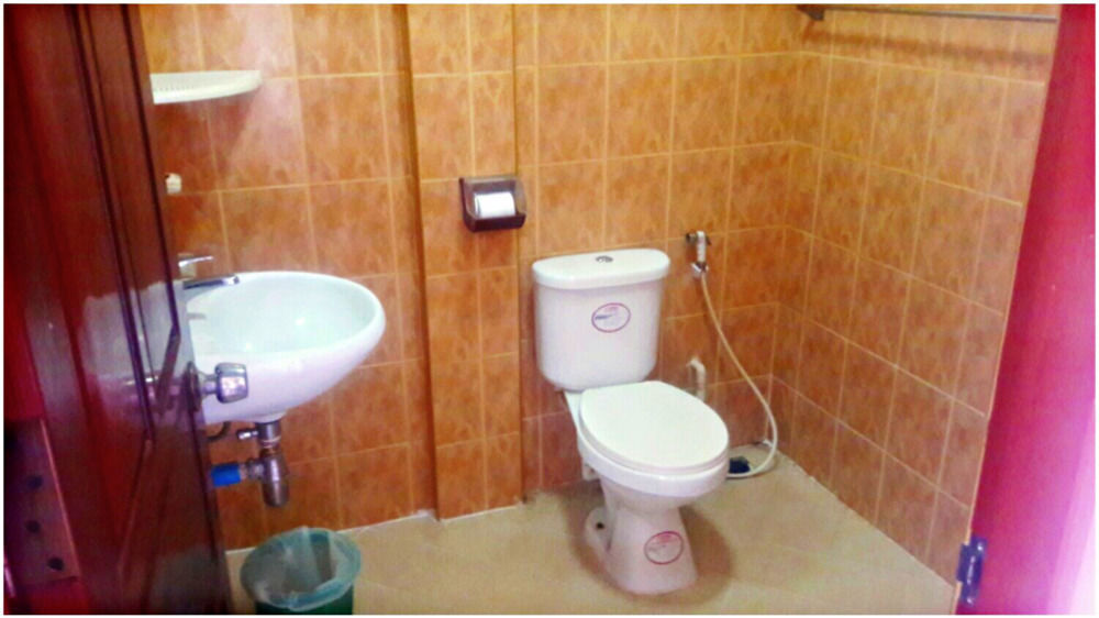 Nalinthone Guesthouse Ban Nongdouang Exterior foto