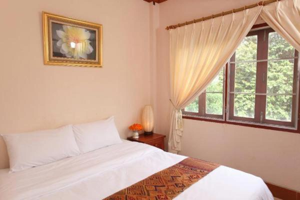 Nalinthone Guesthouse Ban Nongdouang Exterior foto